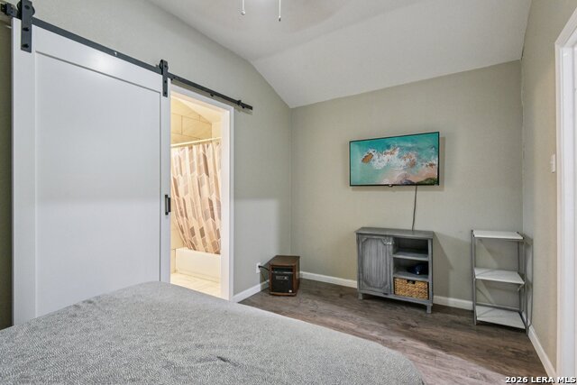 Image 27 of 32 For 6267 Apple Valley