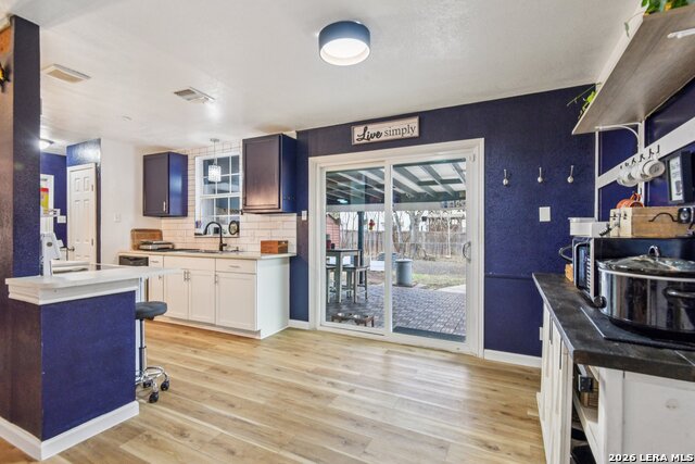 Image 7 of 32 For 6267 Apple Valley