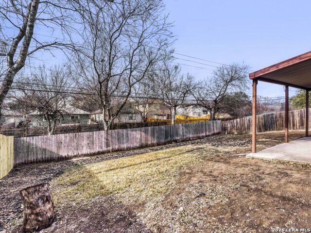 Listing photo id 22 for 9714 Bay View Dr