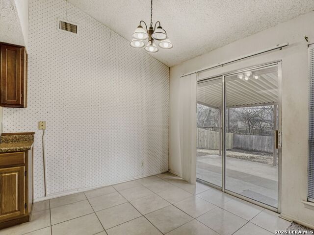 Listing photo id 4 for 9714 Bay View Dr