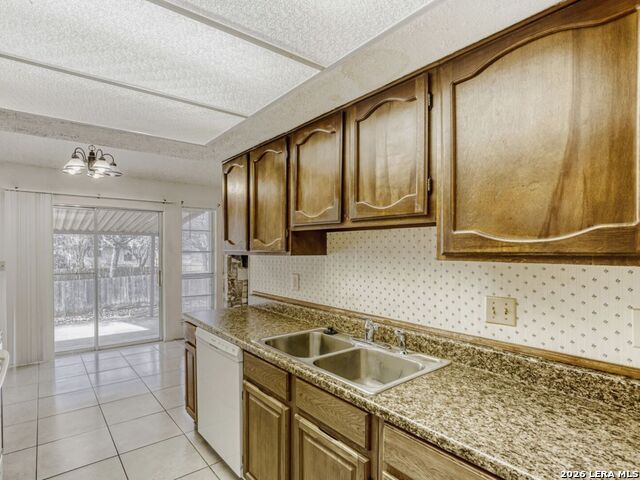 Listing photo id 7 for 9714 Bay View Dr