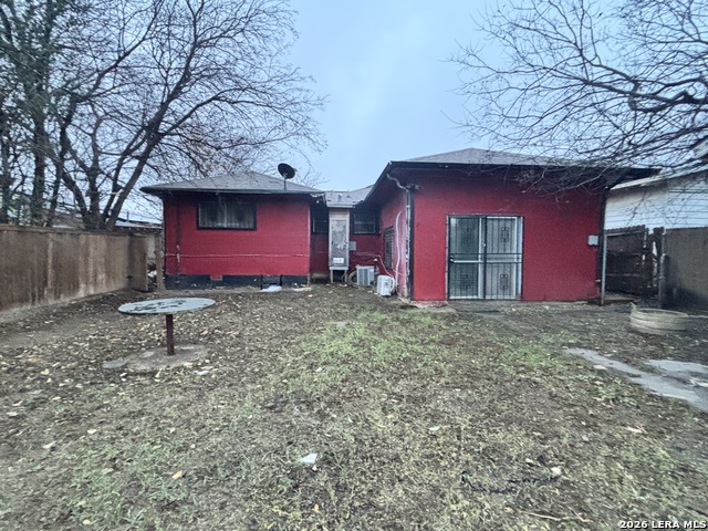 Image 4 of 8 For 2223 Hays  