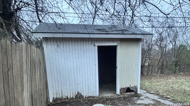 Image 7 of 8 For 2223 Hays  