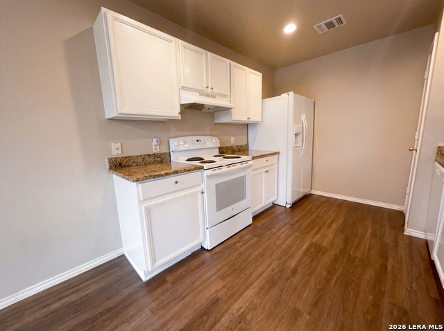 Listing photo id 0 for 517 5th  