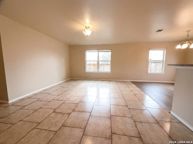 Listing photo id 1 for 517 5th  