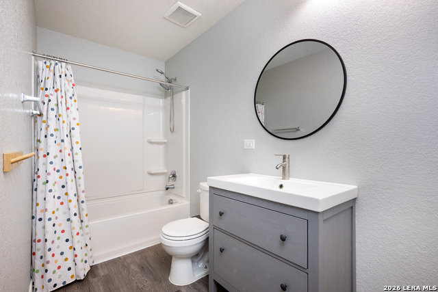 Image 27 of 41 For 7814 Blackhawk Pass