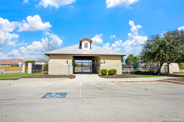 Image 35 of 41 For 7814 Blackhawk Pass