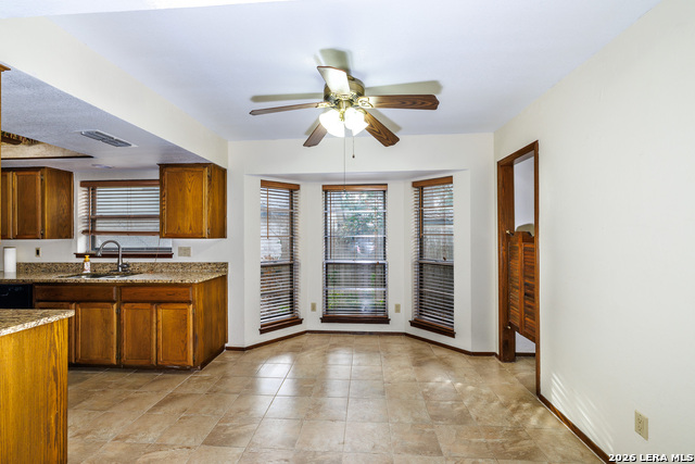 Image 18 of 51 For 209 Coventry Ln.