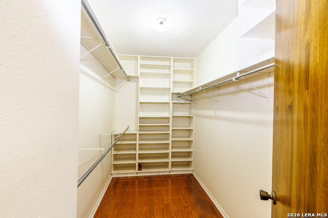 Image 26 of 51 For 209 Coventry Ln.