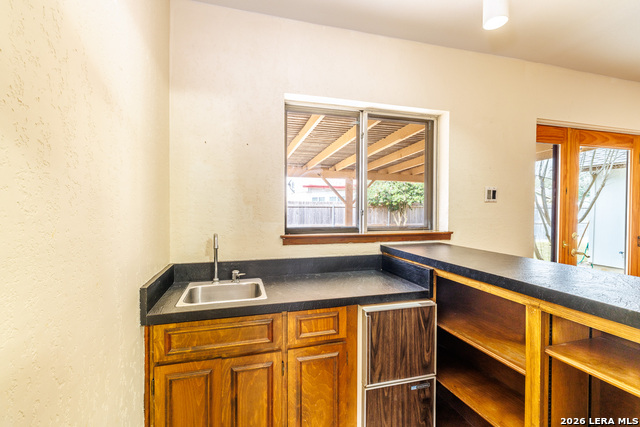 Image 29 of 51 For 209 Coventry Ln.