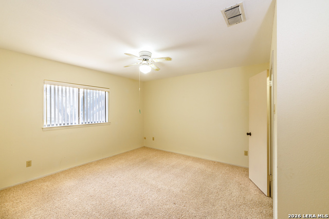 Image 34 of 51 For 209 Coventry Ln.