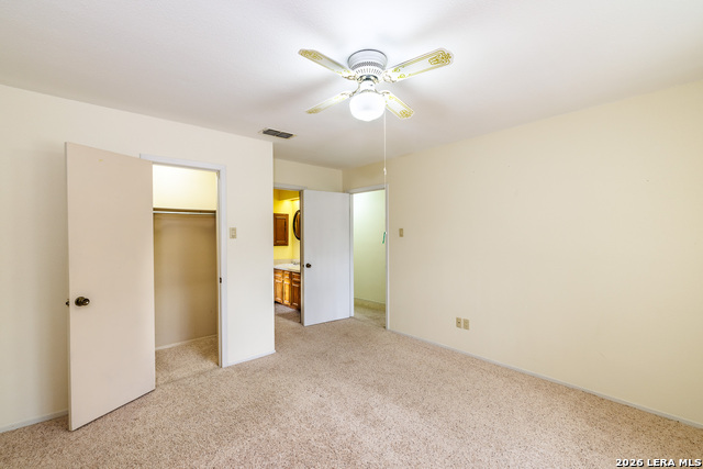 Image 35 of 51 For 209 Coventry Ln.