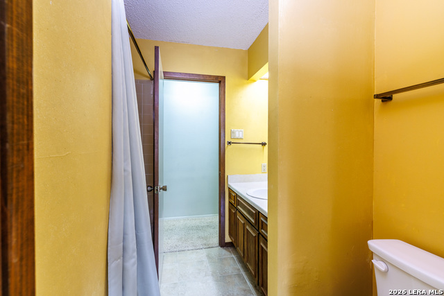 Image 38 of 51 For 209 Coventry Ln.