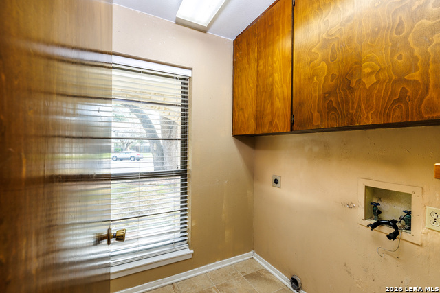 Image 43 of 51 For 209 Coventry Ln.