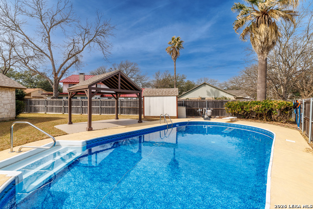 Image 45 of 51 For 209 Coventry Ln.