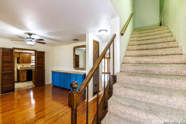 Image 7 of 51 For 209 Coventry Ln.