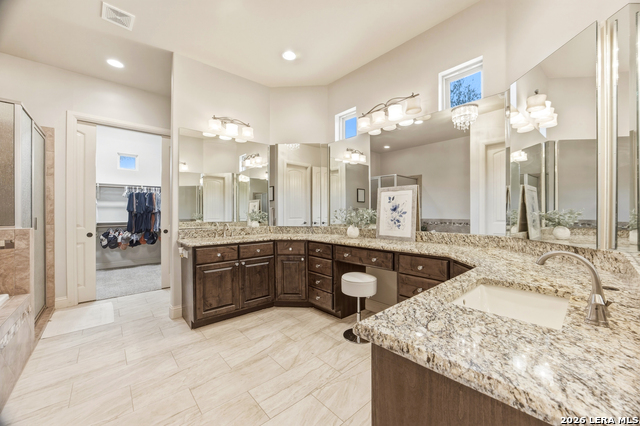 Image 22 of 62 For 115 Eli Chandler E