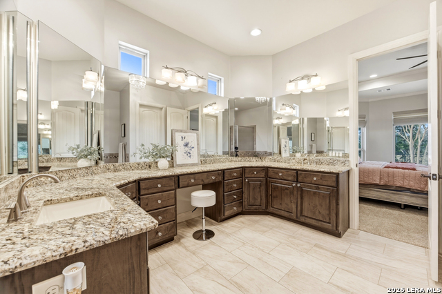 Image 23 of 62 For 115 Eli Chandler E