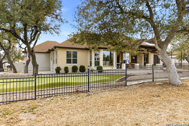 Image 35 of 62 For 115 Eli Chandler E