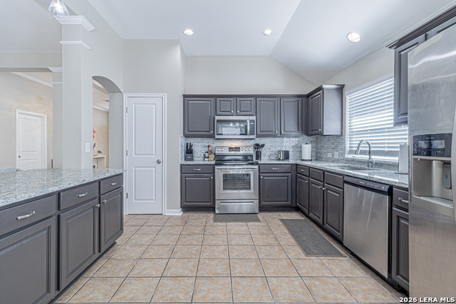 Listing photo id 10 for 1815 Indian Paint Brush