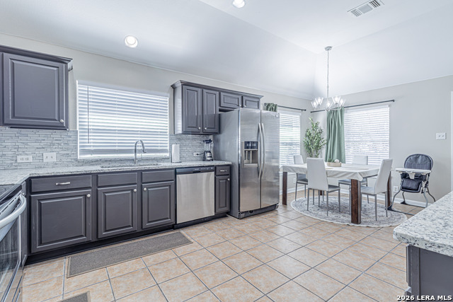 Listing photo id 13 for 1815 Indian Paint Brush