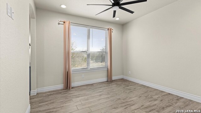 Image 33 of 48 For 619 Cambridge