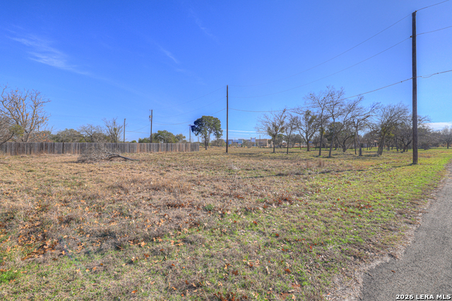 Image 16 of 33 For 314 Windsor  