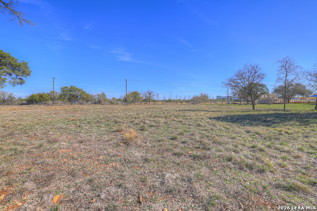 Image 17 of 33 For 314 Windsor  