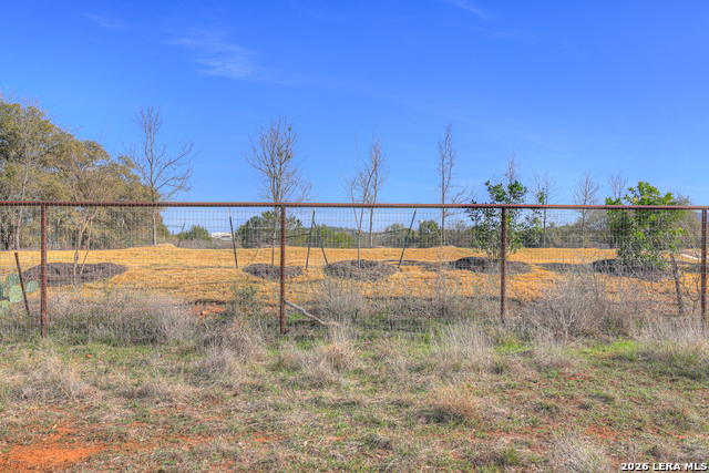 Image 19 of 33 For 314 Windsor  