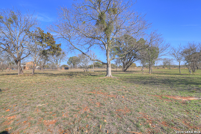 Image 23 of 33 For 314 Windsor  