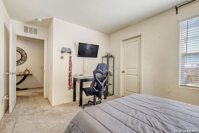 Image 17 of 28 For 5247 Hickory Pl