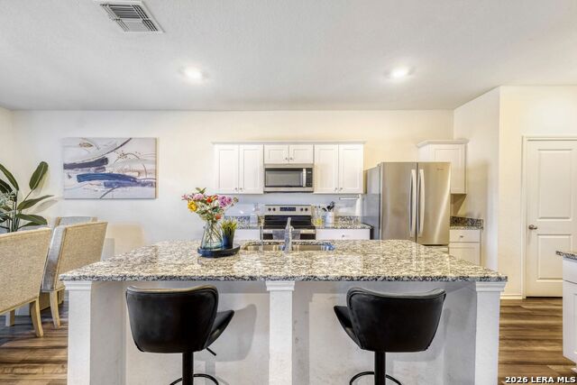 Image 4 of 28 For 5247 Hickory Pl