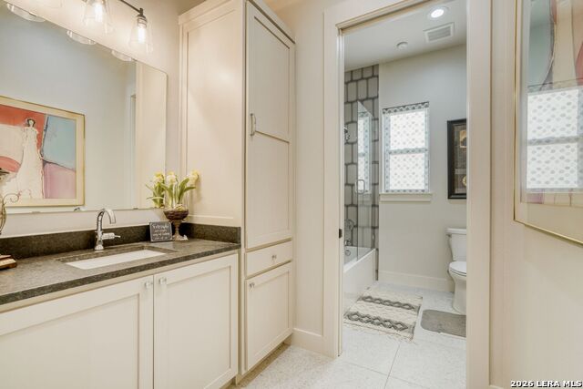 Image 26 of 35 For 2119 Andalusia