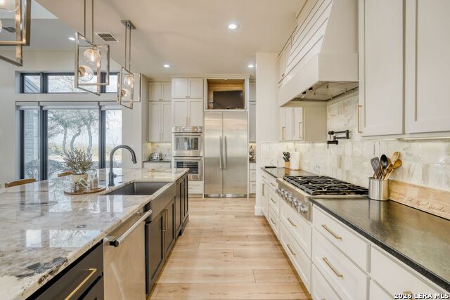 Image 7 of 35 For 2119 Andalusia