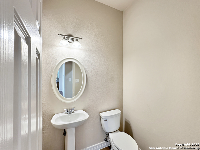 Image 29 of 35 For 43 Gazelle Field