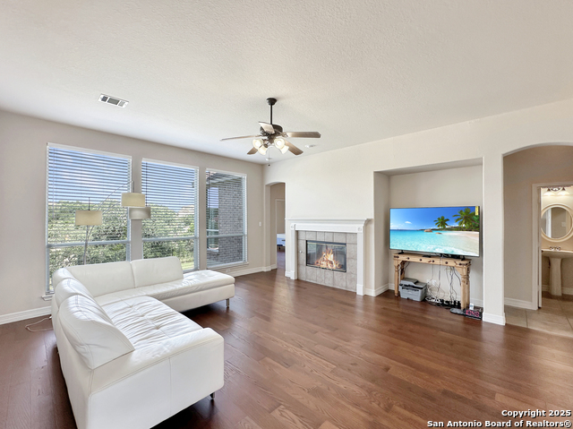 Image 5 of 35 For 43 Gazelle Field