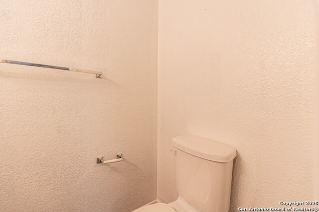 Image 16 of 50 For 416 Irongate Rdg