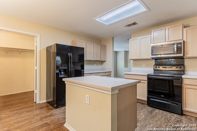 Image 17 of 50 For 416 Irongate Rdg