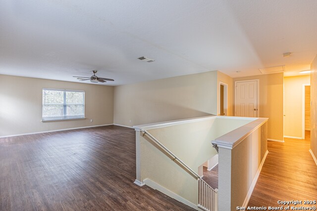 Image 26 of 50 For 416 Irongate Rdg