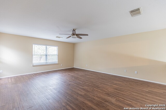 Image 27 of 50 For 416 Irongate Rdg