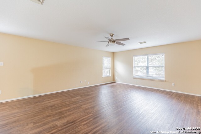 Image 28 of 50 For 416 Irongate Rdg