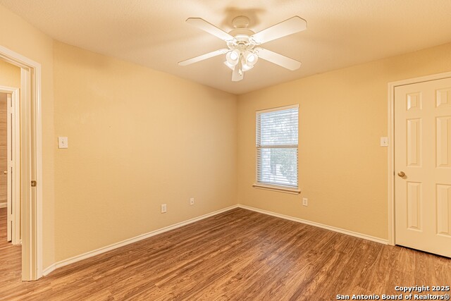 Image 33 of 50 For 416 Irongate Rdg