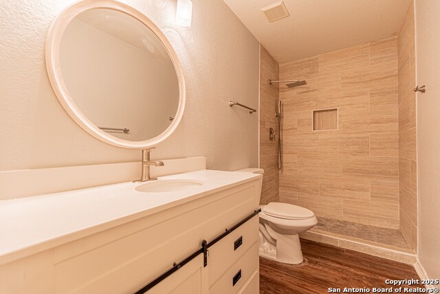 Image 36 of 50 For 416 Irongate Rdg