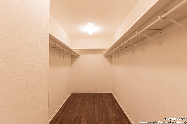 Image 44 of 50 For 416 Irongate Rdg