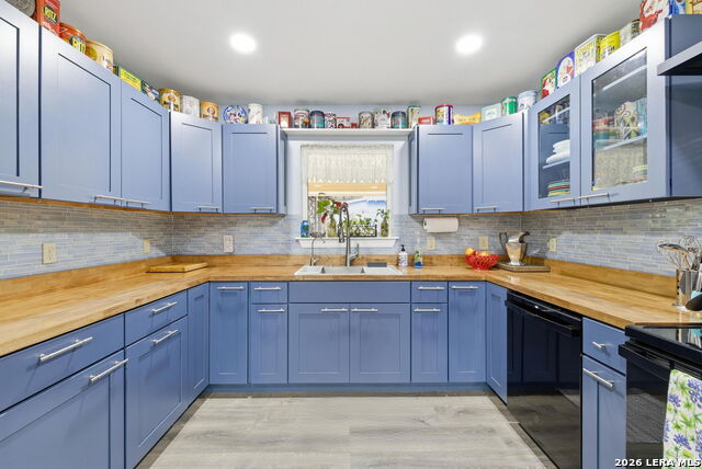 Image 34 of 58 For 819 Pecan St.