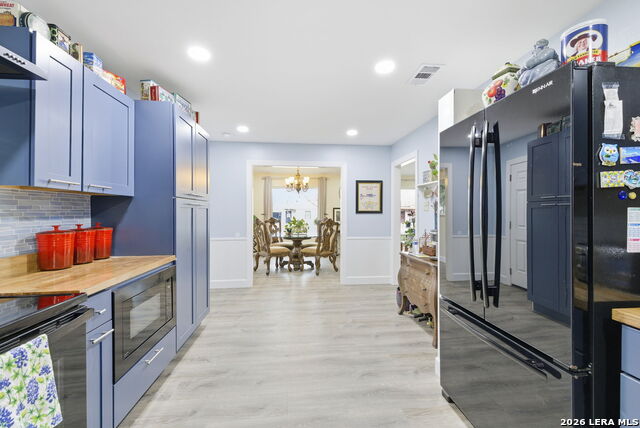 Image 39 of 58 For 819 Pecan St.