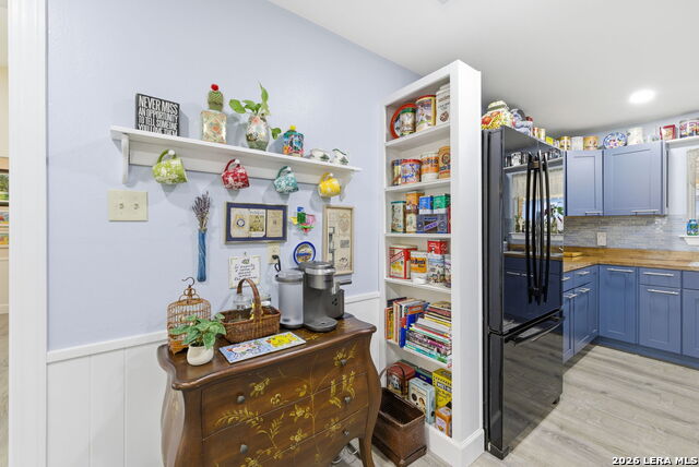 Image 40 of 58 For 819 Pecan St.