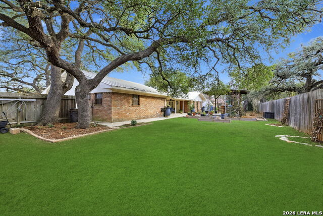 Image 43 of 58 For 819 Pecan St.