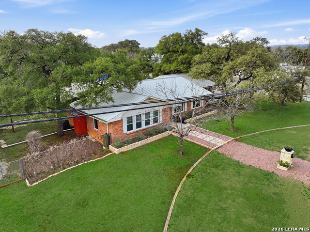 Image 49 of 58 For 819 Pecan St.