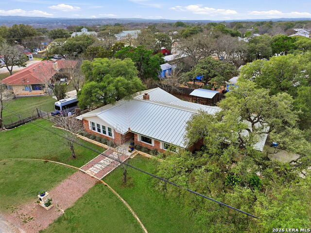 Image 52 of 58 For 819 Pecan St.